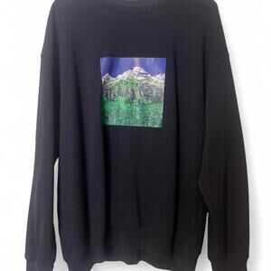 H&M Relaxed‎ Fit Men's or Woman's Sweatshirt with Mountain Print